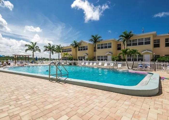 Apartment It's A Shore Thing - Stay, Relax, & Enjoy! *